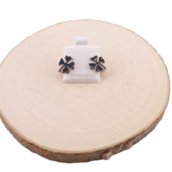 Timeless Jewelry Women's Sterling Silver Four Leaf Clover Huggie Loop Earrings** - Picture 4 of 13